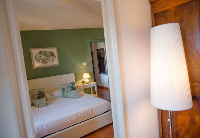 Апартаменты на Lucca - 2 Bedrooms Spacious Apartment with Elevator in Lucca Апартаменты на Lucca - 2 Bedrooms Spacious Apartment with Elevator in Lucca