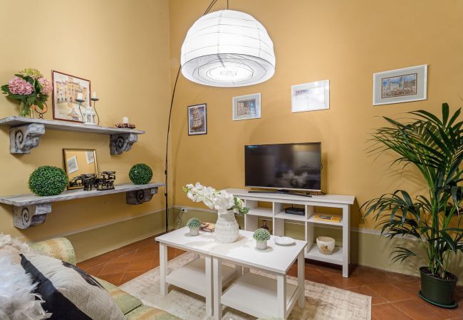 Апартаменты на Lucca -  CASA BEATRICE, Apartment with Private Garden inside the Walls of Lucca Апартаменты на Lucca -  CASA BEATRICE, Apartment with Private Garden inside the Walls of Lucca