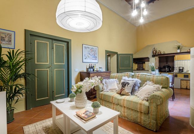 Апартаменты на Lucca -  CASA BEATRICE, Apartment with Private Garden inside the Walls of Lucca Апартаменты на Lucca -  CASA BEATRICE, Apartment with Private Garden inside the Walls of Lucca
