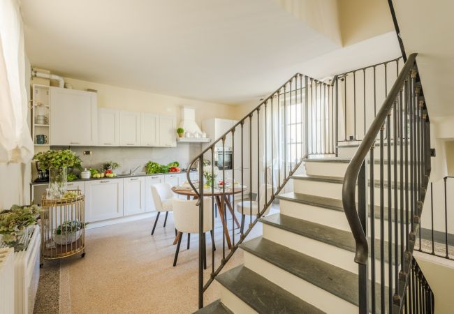 Апартаменты на Lucca - Comfortable Convenient Apartment with Garden Views Апартаменты на Lucca - Comfortable Convenient Apartment with Garden Views