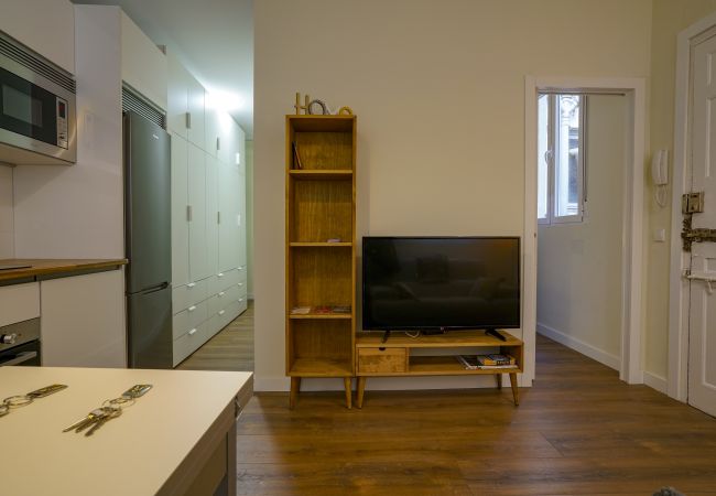 Апартаменты на Madrid - Apartment Downtown Madrid Chueca-Malasaña, 1 Room, 4 pax Апартаменты на Madrid - Apartment Downtown Madrid Chueca-Malasaña, 1 Room, 4 pax