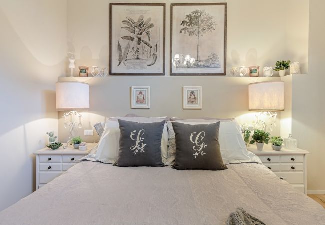 Апартаменты на Lucca - CASA UCCELLINI Apartment with a Romantic Terrace Апартаменты на Lucca - CASA UCCELLINI Apartment with a Romantic Terrace