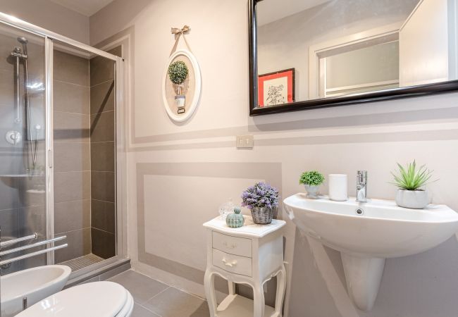 Апартаменты на Lucca - Flourish Apartment with Grand Terrace inside Lucca City Centre Апартаменты на Lucca - Flourish Apartment with Grand Terrace inside Lucca City Centre