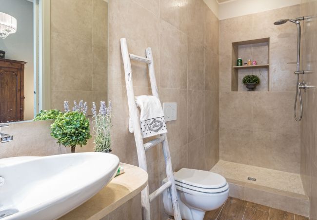 Апартаменты на Lucca - Modern comfort in Lucca's Picturesque Canal District Апартаменты на Lucca - Modern comfort in Lucca's Picturesque Canal District