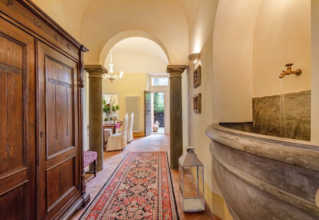 Апартаменты на Lucca - Spacious Ground Floor Apartment with Private Garden Inside the Walls of Lucca Апартаменты на Lucca - Spacious Ground Floor Apartment with Private Garden Inside the Walls of Lucca