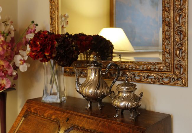 Апартаменты на Lucca - Opera Music in a Spacious Central Apartment Overlooking the Cathedral Апартаменты на Lucca - Opera Music in a Spacious Central Apartment Overlooking the Cathedral