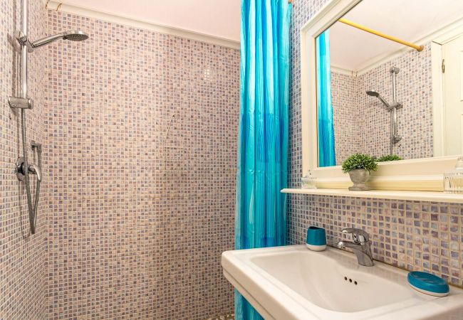 Апартаменты на Lucca - Opera Music in a Spacious Central Apartment Overlooking the Cathedral Апартаменты на Lucca - Opera Music in a Spacious Central Apartment Overlooking the Cathedral