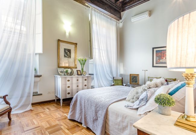 Апартаменты на Lucca - Casa Simonetta: Modern and Antique Ground Floor Apartment inside the Walls of Lucca Апартаменты на Lucca - Casa Simonetta: Modern and Antique Ground Floor Apartment inside the Walls of Lucca