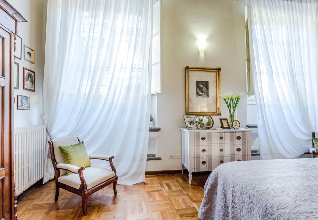 Апартаменты на Lucca - Casa Simonetta: Modern and Antique Ground Floor Apartment inside the Walls of Lucca Апартаменты на Lucca - Casa Simonetta: Modern and Antique Ground Floor Apartment inside the Walls of Lucca