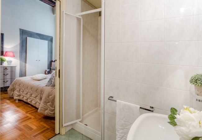 Апартаменты на Lucca - Casa Simonetta: Modern and Antique Ground Floor Apartment inside the Walls of Lucca Апартаменты на Lucca - Casa Simonetta: Modern and Antique Ground Floor Apartment inside the Walls of Lucca