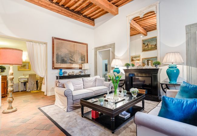 Апартаменты на Lucca - Casa Simonetta: Modern and Antique Ground Floor Apartment inside the Walls of Lucca Апартаменты на Lucca - Casa Simonetta: Modern and Antique Ground Floor Apartment inside the Walls of Lucca