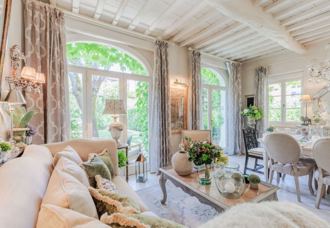 Апартаменты на Lucca - LA CASINA Luxury Home inside the Walls of Lucca with Garden, A/c, Wifi Апартаменты на Lucca - LA CASINA Luxury Home inside the Walls of Lucca with Garden, A/c, Wifi