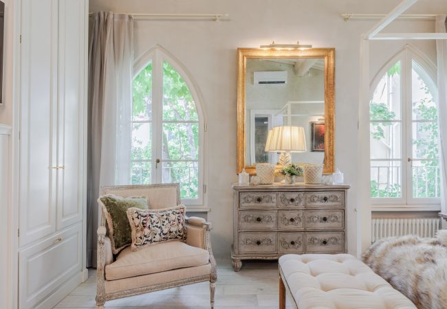 Апартаменты на Lucca - LA CASINA Luxury Home inside the Walls of Lucca with Garden, A/c, Wifi Апартаменты на Lucca - LA CASINA Luxury Home inside the Walls of Lucca with Garden, A/c, Wifi