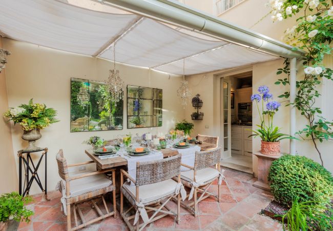 Апартаменты на Lucca - LA CASINA Luxury Home inside the Walls of Lucca with Garden, A/c, Wifi Апартаменты на Lucca - LA CASINA Luxury Home inside the Walls of Lucca with Garden, A/c, Wifi