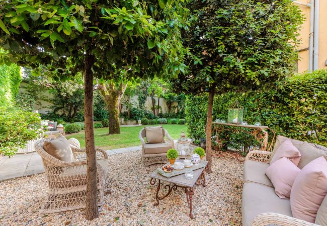 Апартаменты на Lucca - LA CASINA Luxury Home inside the Walls of Lucca with Garden, A/c, Wifi Апартаменты на Lucca - LA CASINA Luxury Home inside the Walls of Lucca with Garden, A/c, Wifi