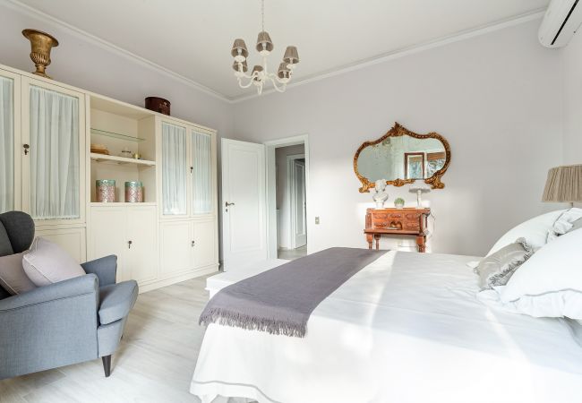 Вилла на Lucca - VILLA OLIVIA: a New Luxury Villa with Garden in Lucca with PARKING Вилла на Lucca - VILLA OLIVIA: a New Luxury Villa with Garden in Lucca with PARKING