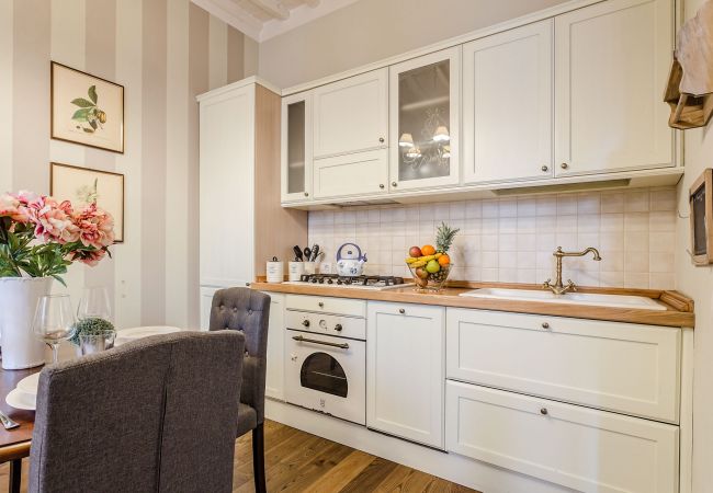 Апартаменты на Lucca - 2 Bedrooms 2 Bathrooms Romantic Apartment with Terrace and Parking in Lucca Апартаменты на Lucca - 2 Bedrooms 2 Bathrooms Romantic Apartment with Terrace and Parking in Lucca