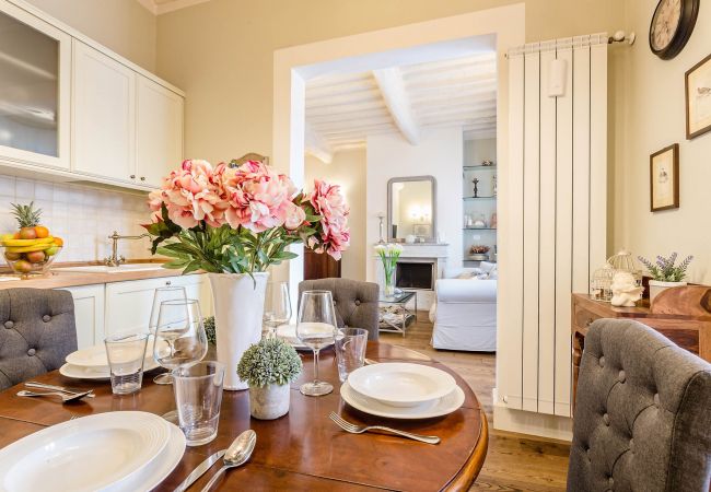 Апартаменты на Lucca - 2 Bedrooms 2 Bathrooms Romantic Apartment with Terrace and Parking in Lucca Апартаменты на Lucca - 2 Bedrooms 2 Bathrooms Romantic Apartment with Terrace and Parking in Lucca