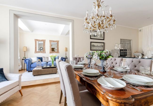 Апартаменты на Lucca - CASA SAN FREDIANO 3 Luxury Bedrooms and a Charming LUCCA View Inside the Walls Апартаменты на Lucca - CASA SAN FREDIANO 3 Luxury Bedrooms and a Charming LUCCA View Inside the Walls