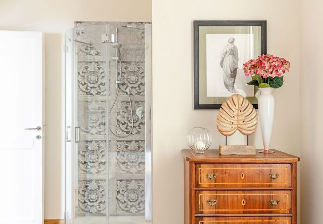 Апартаменты на Lucca - CASA SAN FREDIANO 3 Luxury Bedrooms and a Charming LUCCA View Inside the Walls Апартаменты на Lucca - CASA SAN FREDIANO 3 Luxury Bedrooms and a Charming LUCCA View Inside the Walls