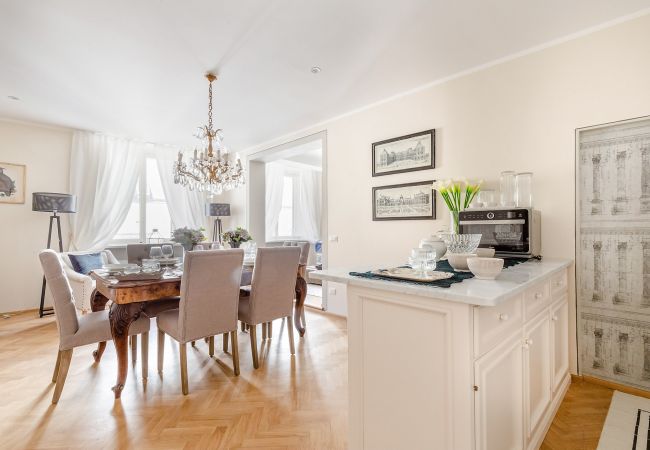 Апартаменты на Lucca - CASA SAN FREDIANO 3 Luxury Bedrooms and a Charming LUCCA View Inside the Walls Апартаменты на Lucca - CASA SAN FREDIANO 3 Luxury Bedrooms and a Charming LUCCA View Inside the Walls