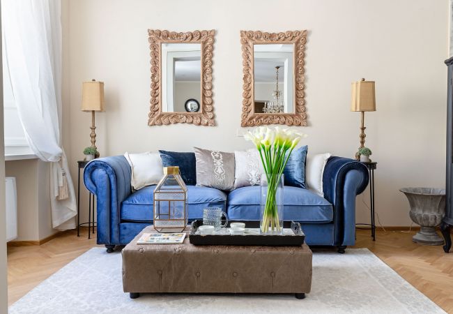 Апартаменты на Lucca - CASA SAN FREDIANO 3 Luxury Bedrooms and a Charming LUCCA View Inside the Walls Апартаменты на Lucca - CASA SAN FREDIANO 3 Luxury Bedrooms and a Charming LUCCA View Inside the Walls