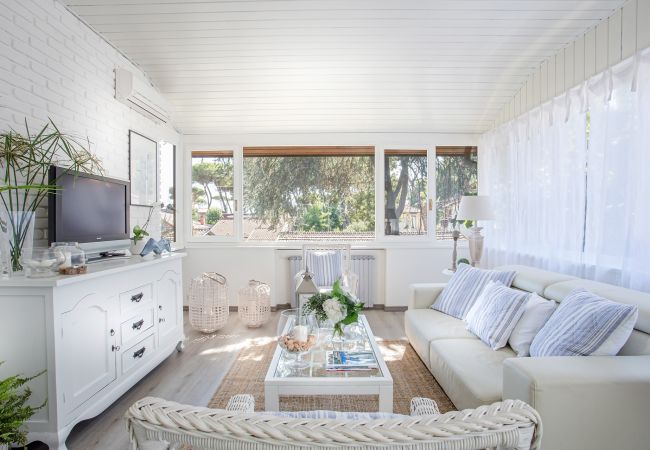 Вилла на Forte dei Marmi - FORTE DEI MARMI House 150 metres from the Beach Вилла на Forte dei Marmi - FORTE DEI MARMI House 150 metres from the Beach