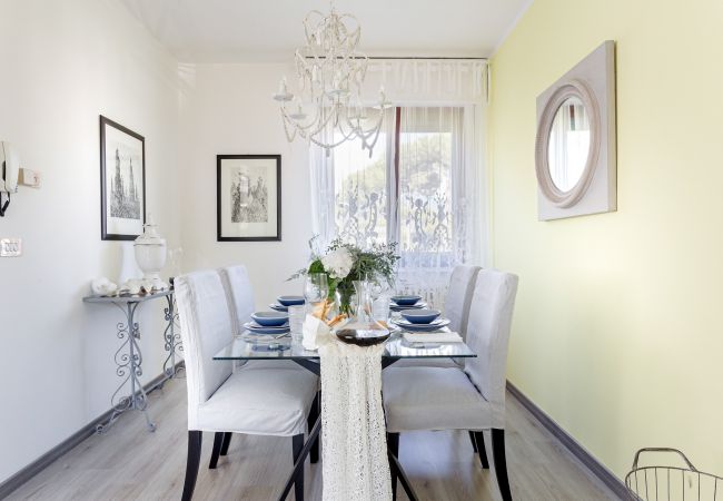 Вилла на Forte dei Marmi - FORTE DEI MARMI House 150 metres from the Beach Вилла на Forte dei Marmi - FORTE DEI MARMI House 150 metres from the Beach