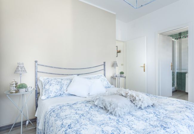 Вилла на Forte dei Marmi - FORTE DEI MARMI House 150 metres from the Beach Вилла на Forte dei Marmi - FORTE DEI MARMI House 150 metres from the Beach