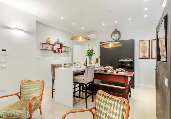 Апартаменты на Lucca - PALACE VIEW PENTHOUSE modern luxury in Lucca Апартаменты на Lucca - PALACE VIEW PENTHOUSE modern luxury in Lucca