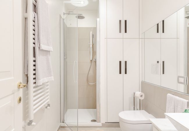 Апартаменты на Lucca - PALACE VIEW PENTHOUSE modern luxury in Lucca Апартаменты на Lucca - PALACE VIEW PENTHOUSE modern luxury in Lucca