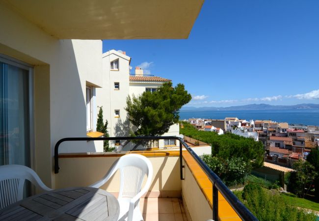 Апартаменты на L'Escala - PUIG PADRO  6 1-4 Апартаменты на L'Escala - PUIG PADRO  6 1-4