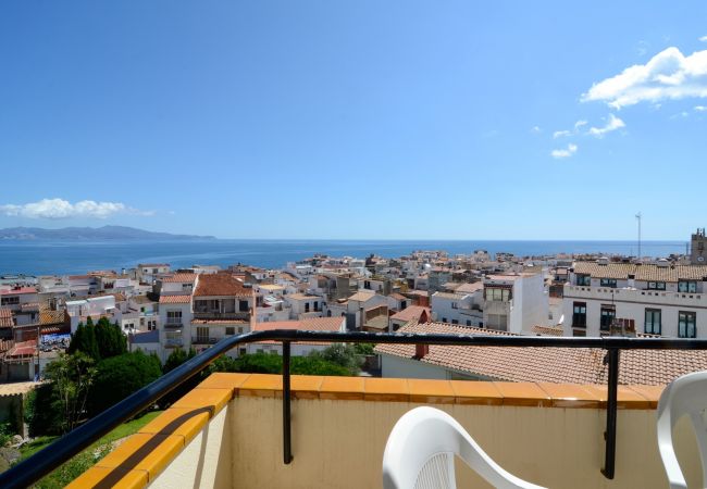 Апартаменты на L'Escala - PUIG PADRO  6 1-4 Апартаменты на L'Escala - PUIG PADRO  6 1-4