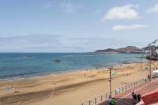 Дом на Лас Пальмас де Гран Канариа / Las Palmas de Gran Canaria - Nice beach views with terrace By CanariasGetaway 