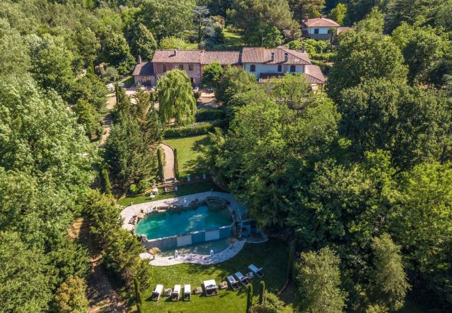  на Orentano - 11 bedrooms Luxury Farmhouse, Private Pool, Jacuzzi, Private Tennis