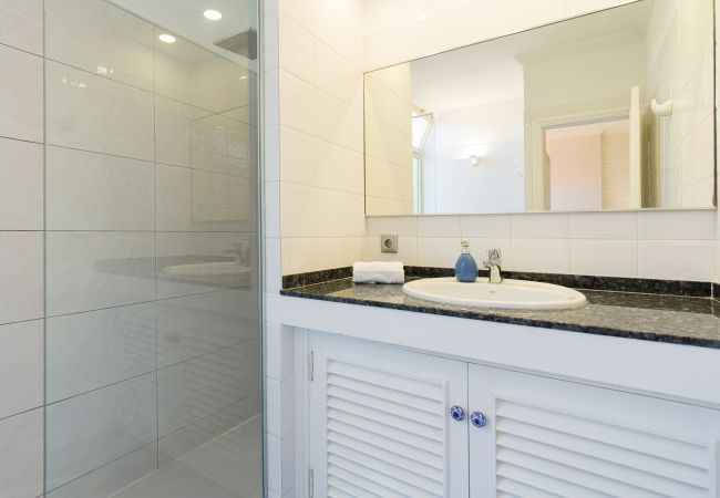 Дом на Лас Пальмас де Гран Канариа / Las Palmas de Gran Canaria -  Mirador de Las Canteras Terrace&Pool By Getaway  Дом на Лас Пальмас де Гран Канариа / Las Palmas de Gran Canaria -  Mirador de Las Canteras Terrace&Pool By Getaway