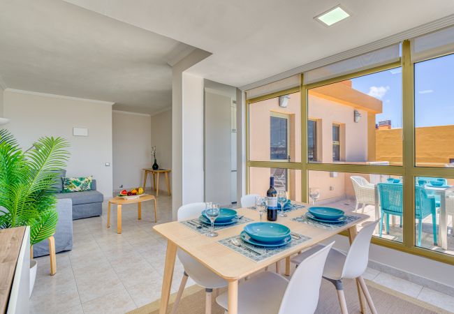 Дом на Лас Пальмас де Гран Канариа / Las Palmas de Gran Canaria -  Mirador de Las Canteras Terrace&Pool By Getaway  Дом на Лас Пальмас де Гран Канариа / Las Palmas de Gran Canaria -  Mirador de Las Canteras Terrace&Pool By Getaway