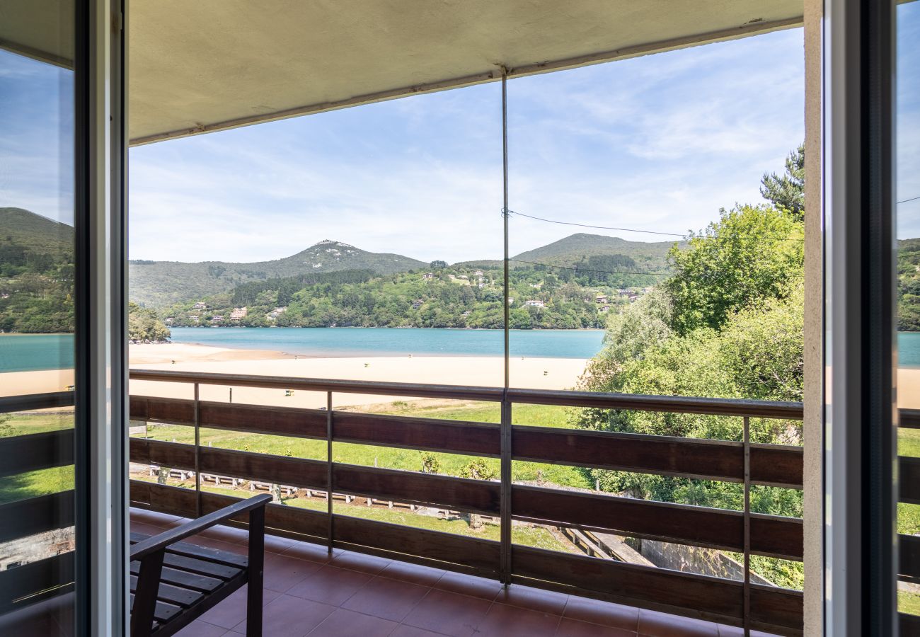 Апартаменты на Bilbao - Sukarrieta apartment