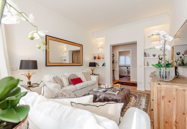 Апартаменты на Lucca - 2 bedrooms, Terrace and Private Parking in Lucca Апартаменты на Lucca - 2 bedrooms, Terrace and Private Parking in Lucca