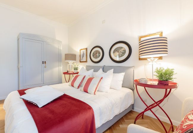 Апартаменты на Lucca - 2 bedrooms, Terrace and Private Parking in Lucca Апартаменты на Lucca - 2 bedrooms, Terrace and Private Parking in Lucca
