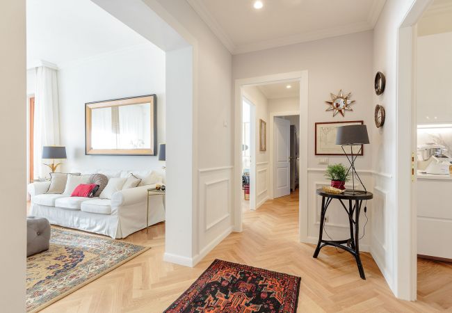 Апартаменты на Lucca - 2 bedrooms, Terrace and Private Parking in Lucca Апартаменты на Lucca - 2 bedrooms, Terrace and Private Parking in Lucca