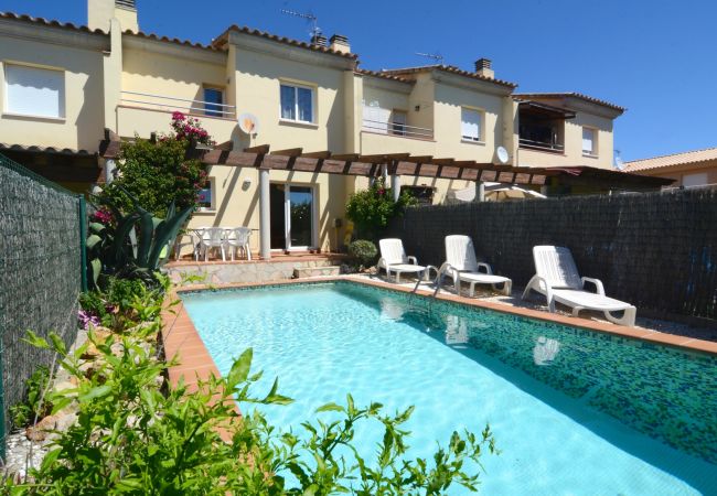 Вилла на L'Escala - CASA FLUVIÀ Вилла на L'Escala - CASA FLUVIÀ