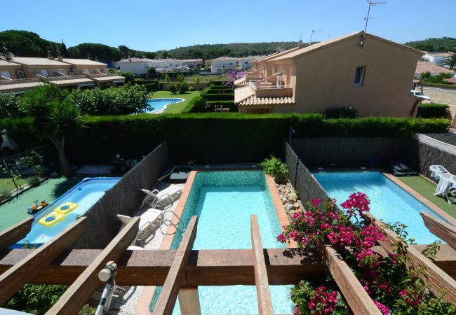 Вилла на L'Escala - CASA FLUVIÀ Вилла на L'Escala - CASA FLUVIÀ