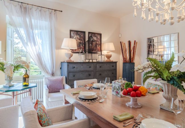 Вилла на Montecarlo - 10 Bedrooms Villa in Lucca, SPA, Panoramic Pool Вилла на Montecarlo - 10 Bedrooms Villa in Lucca, SPA, Panoramic Pool