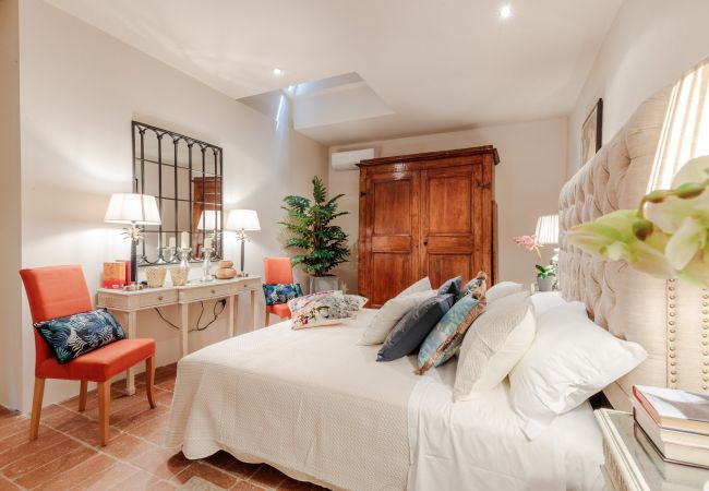 Вилла на Montecarlo - 10 Bedrooms Villa in Lucca, SPA, Panoramic Pool Вилла на Montecarlo - 10 Bedrooms Villa in Lucca, SPA, Panoramic Pool
