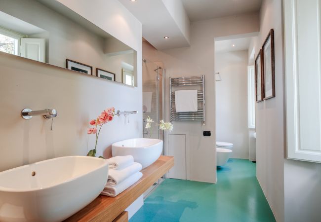 Вилла на Montecarlo - 10 Bedrooms Villa in Lucca, SPA, Panoramic Pool Вилла на Montecarlo - 10 Bedrooms Villa in Lucca, SPA, Panoramic Pool