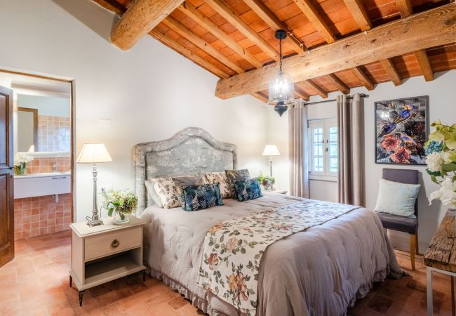 Вилла на Montecarlo - 10 Bedrooms Villa in Lucca, SPA, Panoramic Pool Вилла на Montecarlo - 10 Bedrooms Villa in Lucca, SPA, Panoramic Pool