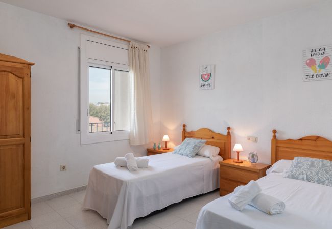 Вилла на Empuriabrava - Empuriabrava Вилла на Empuriabrava - Empuriabrava