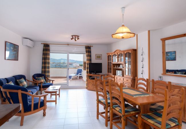 Вилла на Empuriabrava - Empuriabrava Вилла на Empuriabrava - Empuriabrava