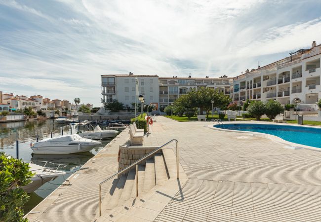 Вилла на Empuriabrava - Empuriabrava Вилла на Empuriabrava - Empuriabrava